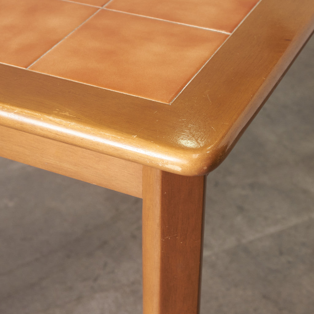 ヴィンテージ タイルトップ ダイニングテーブル