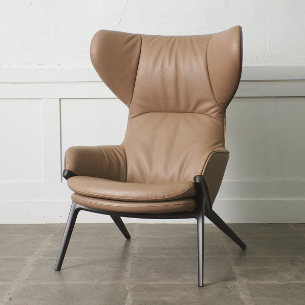 美品　Cassina Ixc (カッシーナ イクスシー) カクトラウンジチェアー カッシーナイクスシー / Cassina ixc. East by Eastwest カクト