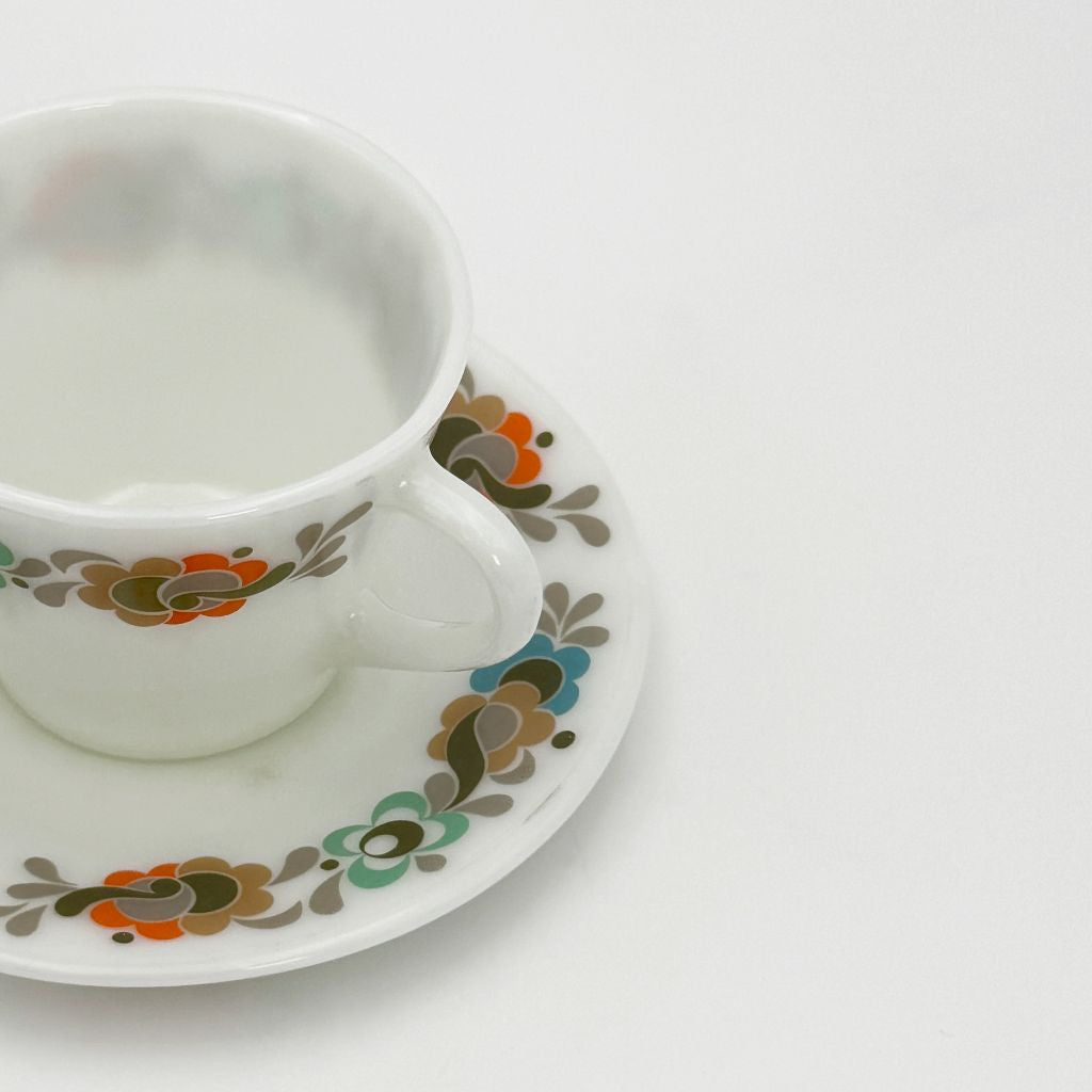 カーナビーデイジー カップ＆ソーサー