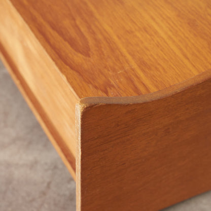 英国ヴィンテージ マガジンラック