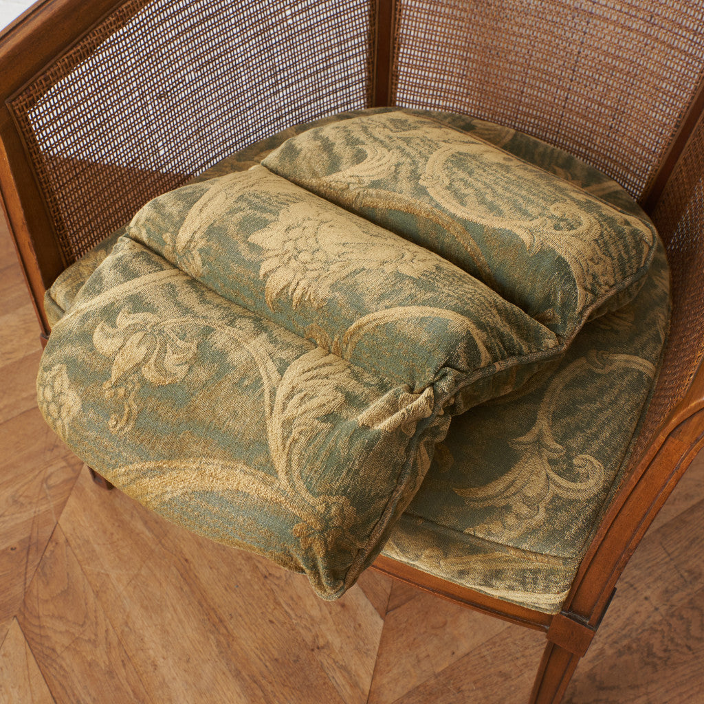 Upholstery ケインバックチェア