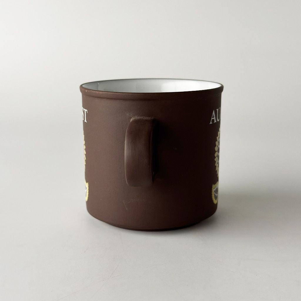 Love mug ラブマグ AUGUST 8月