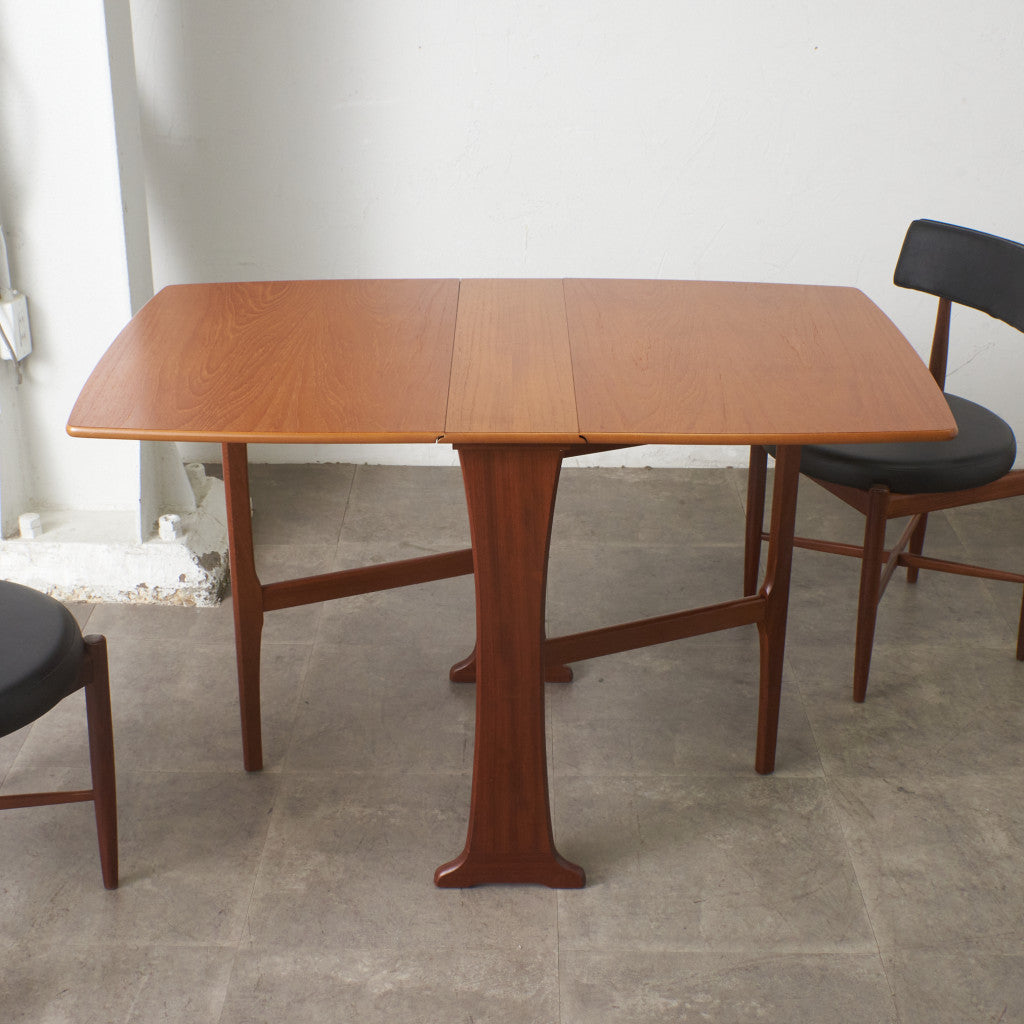 ドロップリーフ ゲートレッグテーブル