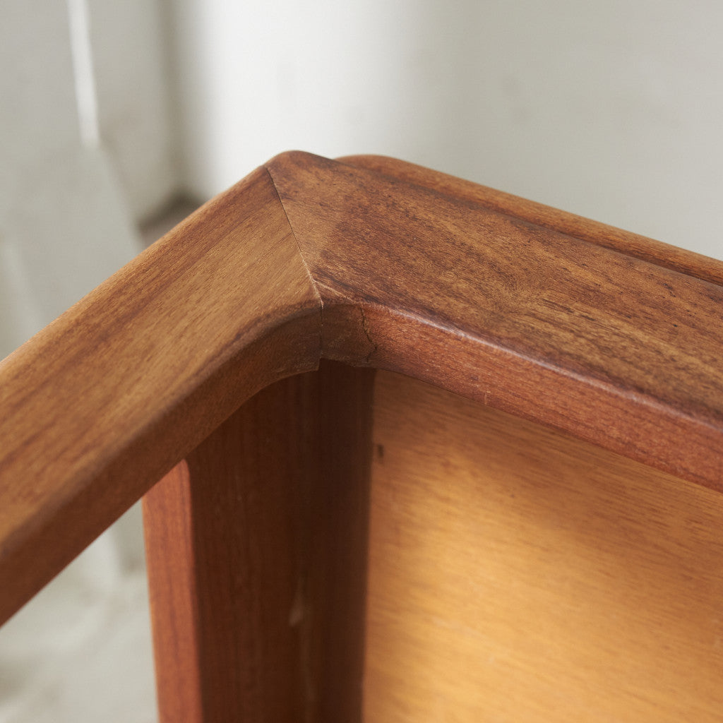 タイルトップ コーヒーテーブル