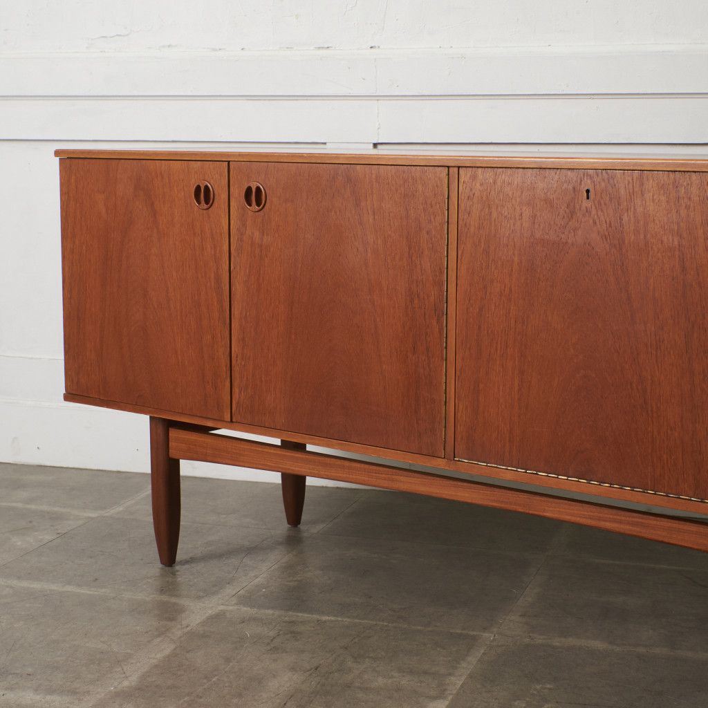 イギリス ヴィンテージ サイドボード