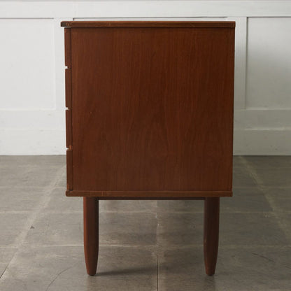 イギリス ヴィンテージ サイドボード