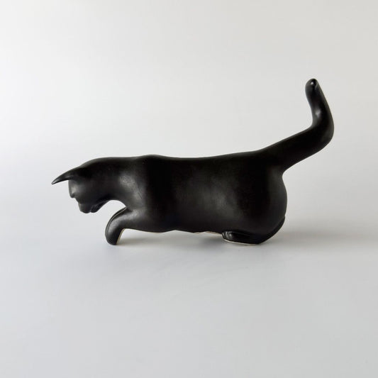 英国ヴィンテージ 黒猫のフィギュリン
