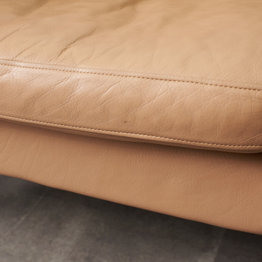 ETON 本革張り 2人掛けソファ