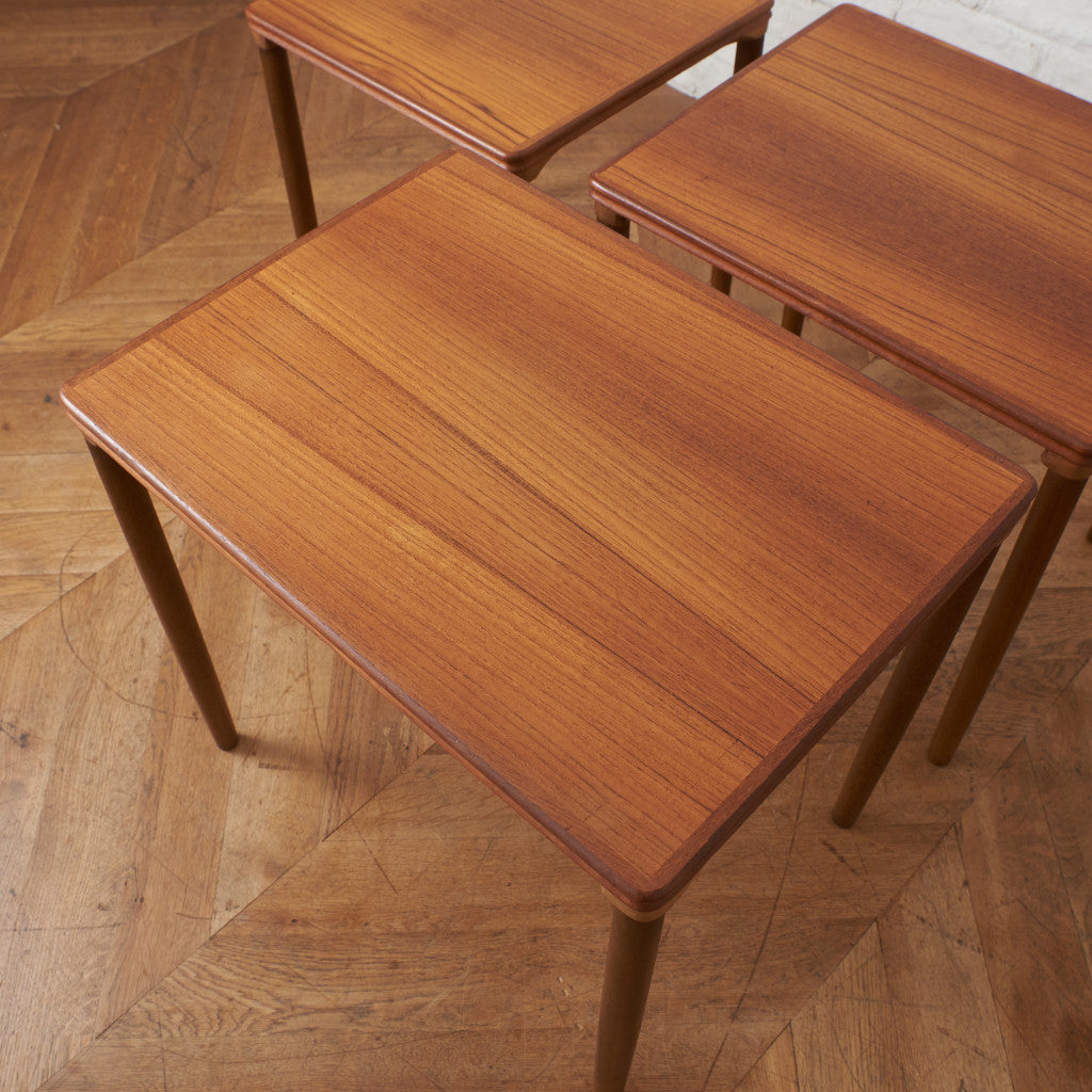 デンマーク ヴィンテージ ネストテーブル