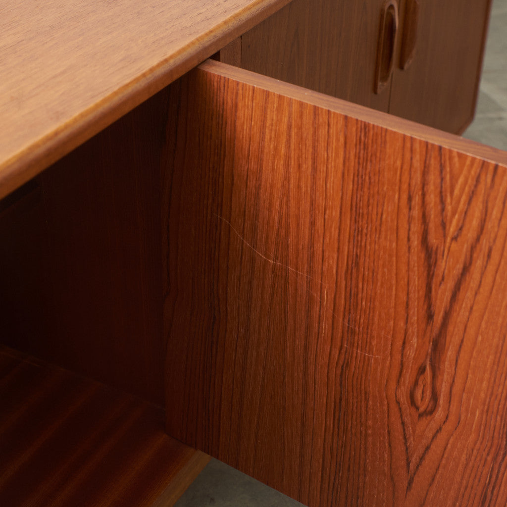 Fresco ヴィンテージ サイドボード