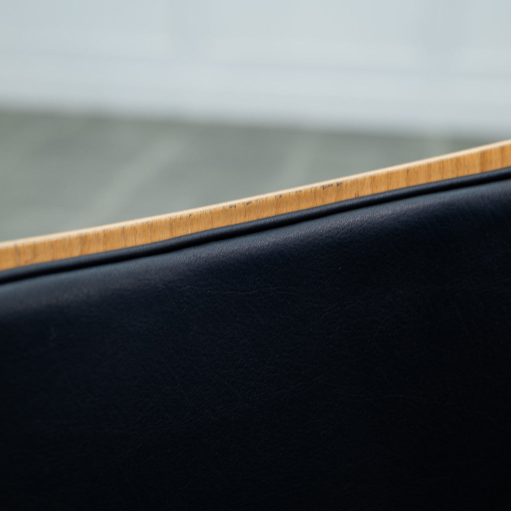 セブンチェア / フロントパディング