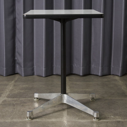 イームズ コントラクトベース テーブル