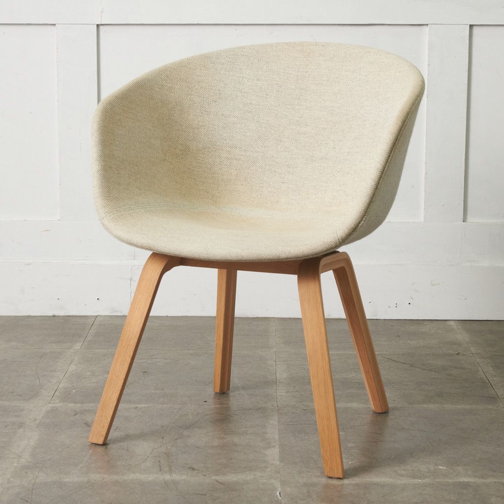 ABOUT A CHAIR アバウト ア チェア