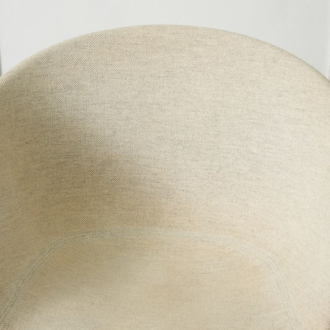 ABOUT A CHAIR アバウト ア チェア