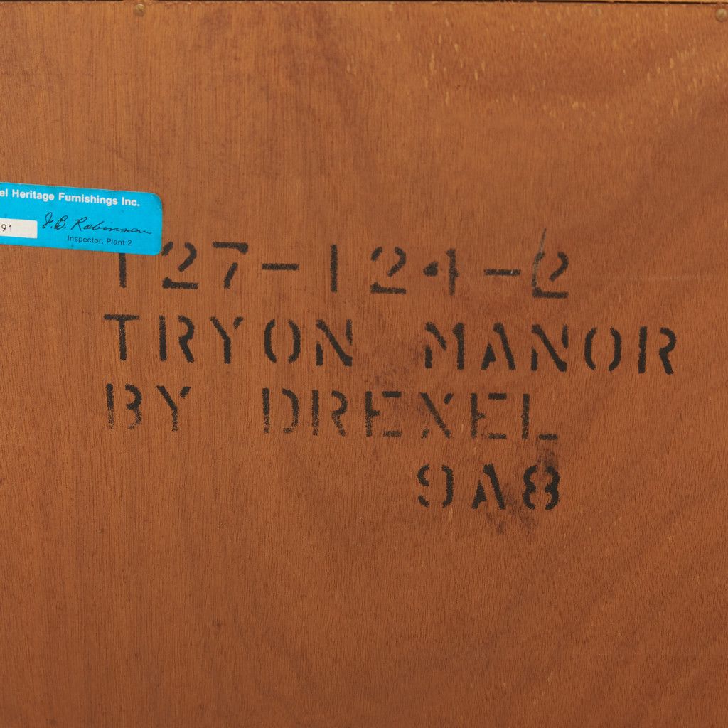 TRYON MANOR サイドボード