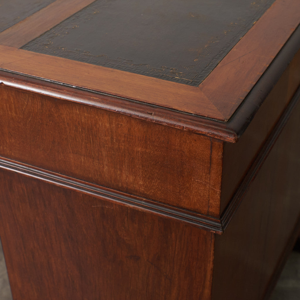 西欧アンティーク 両袖デスク