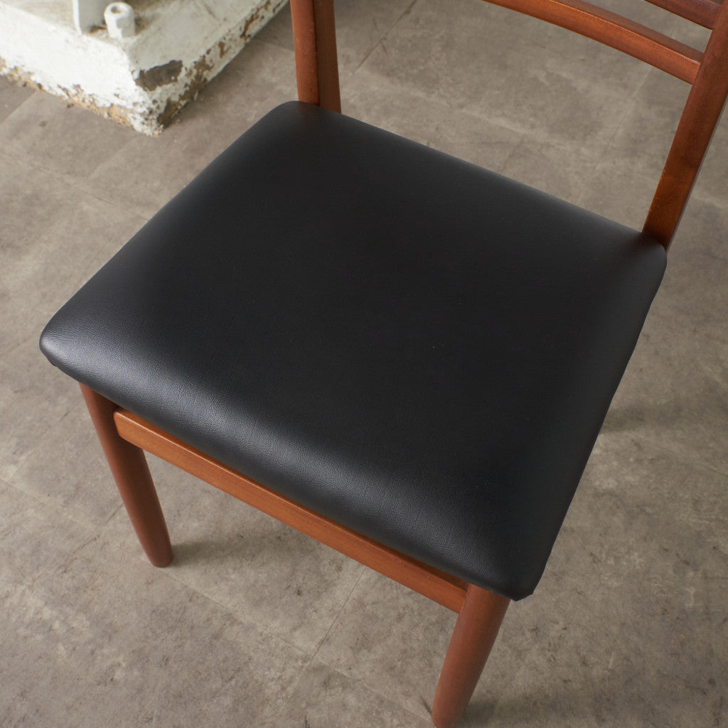 英国ヴィンテージ ラダーバック ダイニングチェア / 張替済