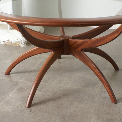 スパイダーコーヒーテーブル