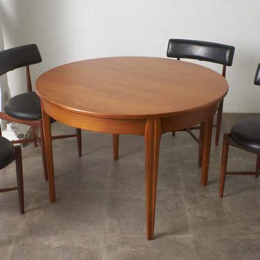 英国ヴィンテージ ラウンドダイニングテーブル