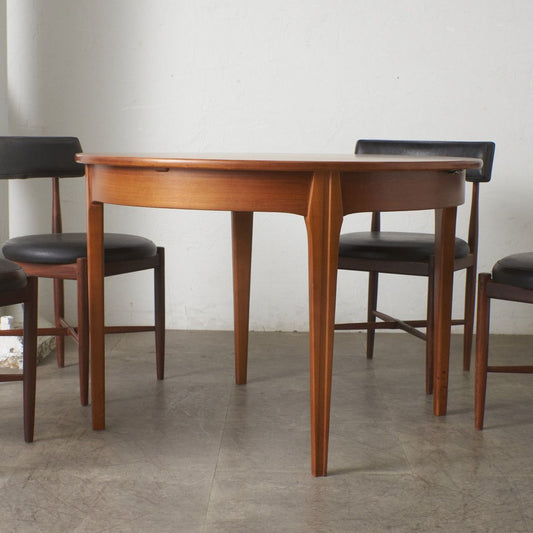 英国ヴィンテージ ラウンドダイニングテーブル