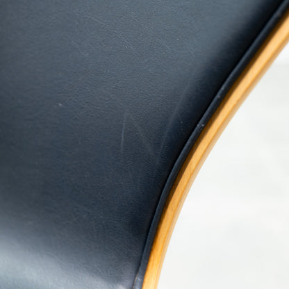 セブンチェア / フロントパディング