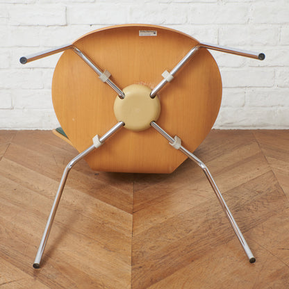 セブンチェア / フロントパディング