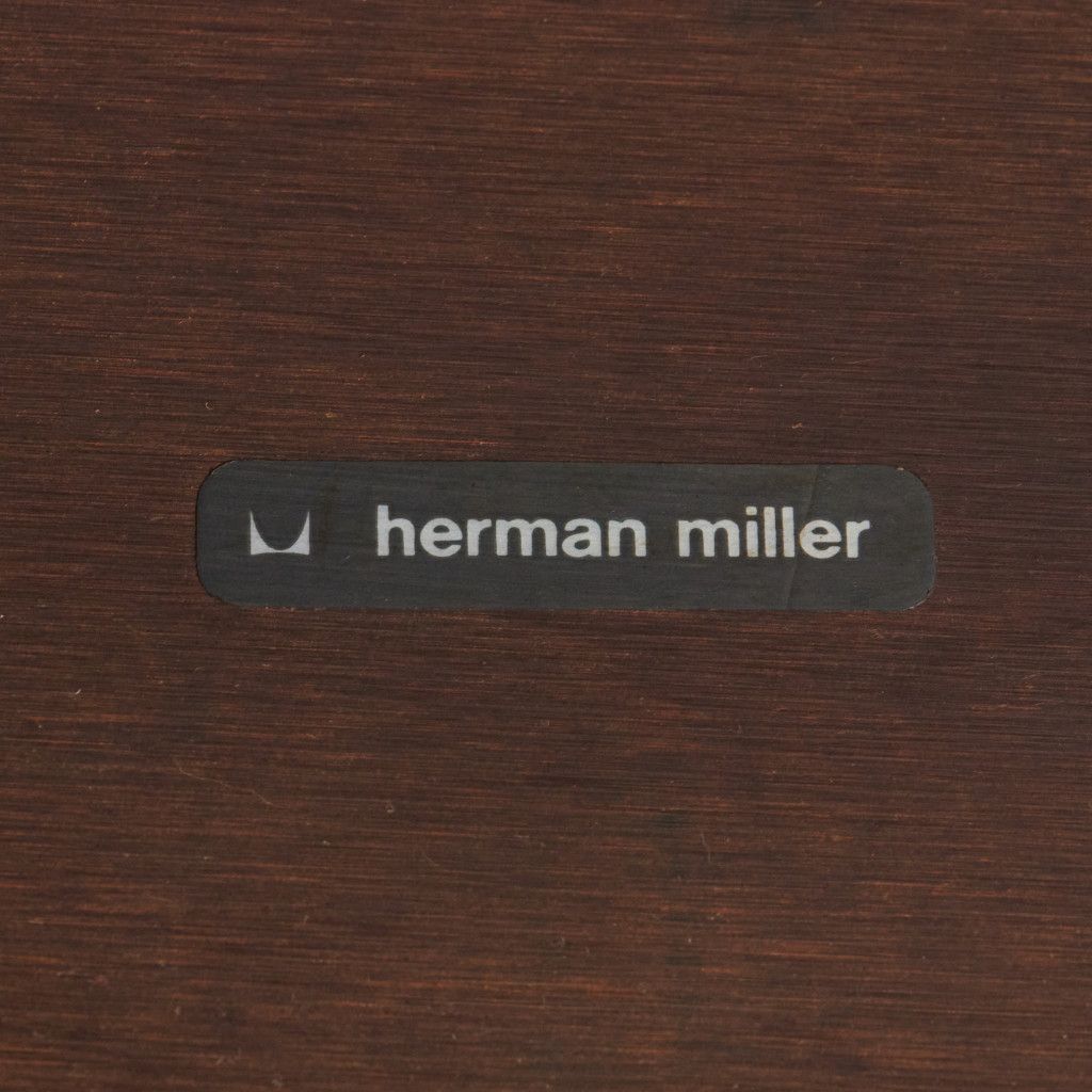 イームズ コントラクトベース テーブル