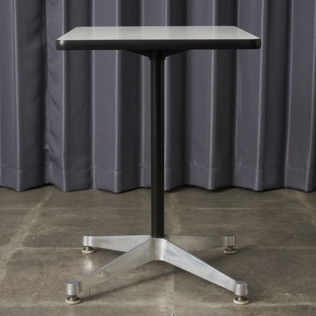 イームズ コントラクトベース テーブル