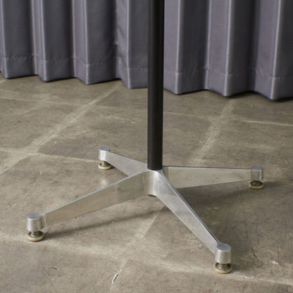 イームズ コントラクトベース テーブル