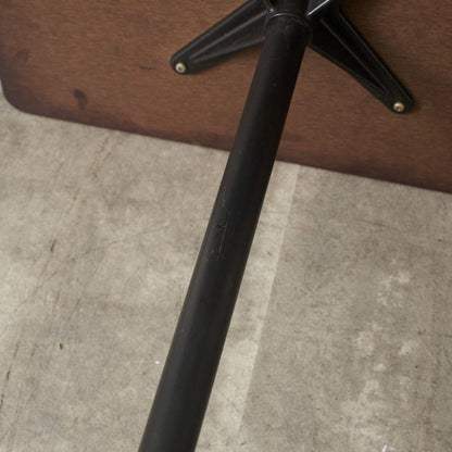 イームズ コントラクトベース テーブル