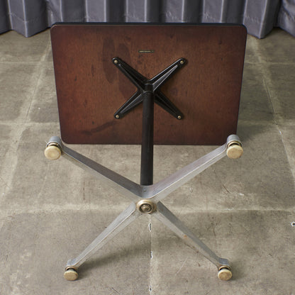 イームズ コントラクトベース テーブル