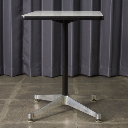 イームズ コントラクトベース テーブル