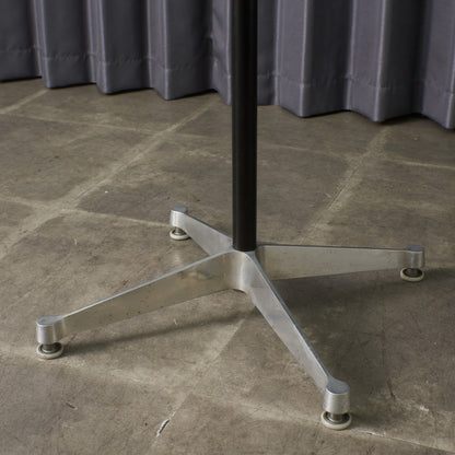 イームズ コントラクトベース テーブル