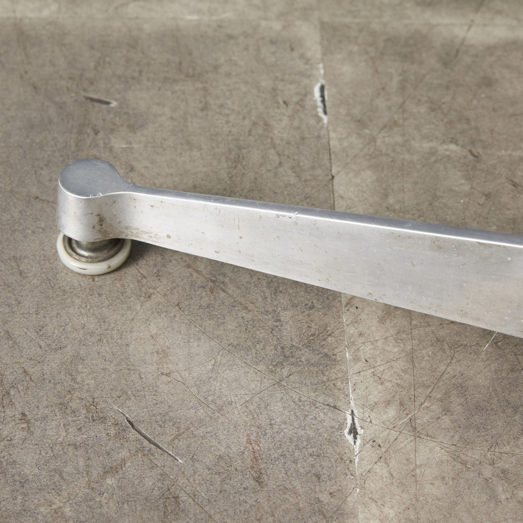 イームズ コントラクトベース テーブル