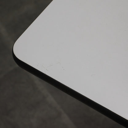 イームズ コントラクトベース テーブル