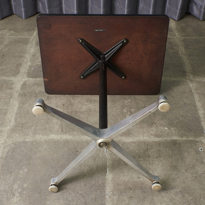 イームズ コントラクトベース テーブル