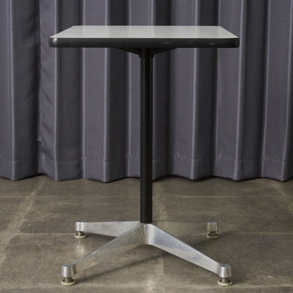 イームズ コントラクトベース テーブル