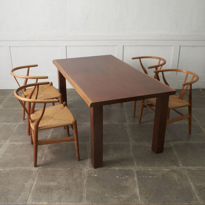 ウォールナット無垢材 ブックマッチ天板 ダイニングテーブル