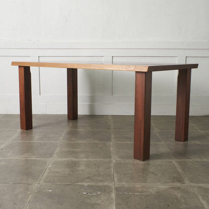 ウォールナット無垢材 ブックマッチ天板 ダイニングテーブル