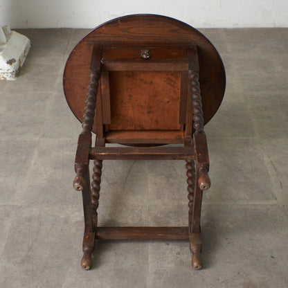 英国アンティーク バーリーシュガーツイスト サイドテーブル