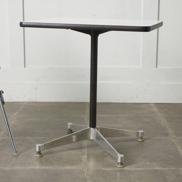 Herman Millerイームズ コントラクトベース テーブル 106cm 楽天市場】【正規品／12年保証】 ハーマンミラー コントラクトベース