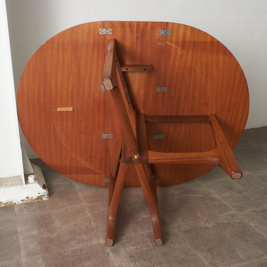 ドロップリーフゲートレッグテーブル