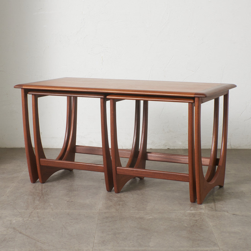 Astro ネストコーヒーテーブル