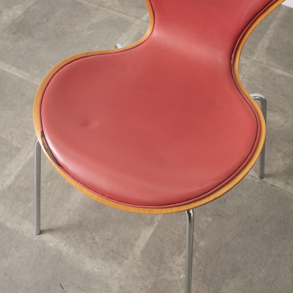 セブンチェア / フロントパディング