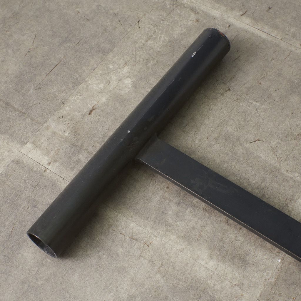 イームズ コントラクトベース ミーティングテーブル