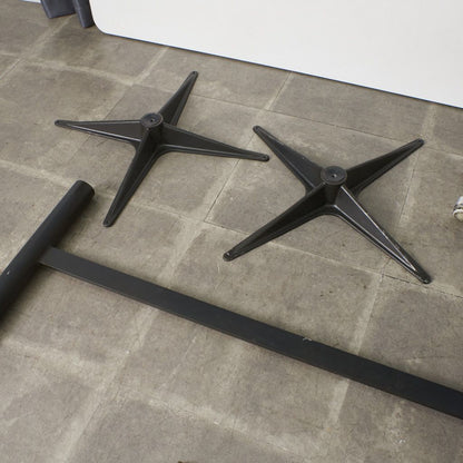 イームズ コントラクトベース ミーティングテーブル