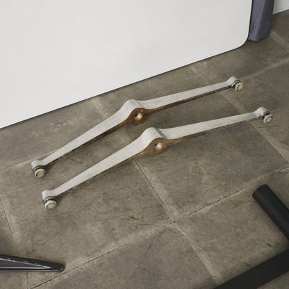 イームズ コントラクトベース ミーティングテーブル