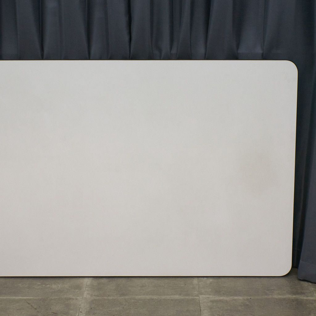 イームズ コントラクトベース ミーティングテーブル