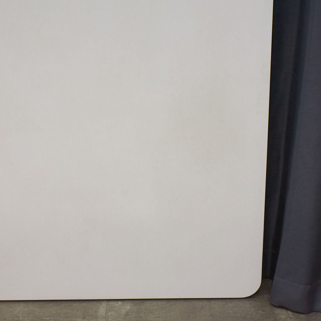 イームズ コントラクトベース ミーティングテーブル