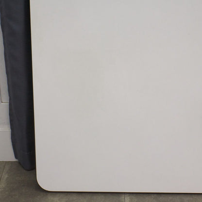 イームズ コントラクトベース ミーティングテーブル